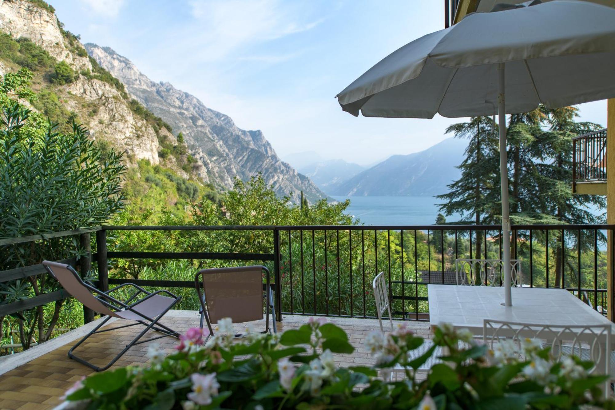Residence Oasi Limone sul Garda Exterior foto